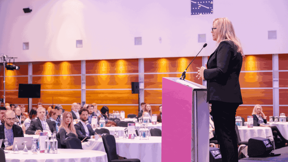 Speaker presenting on SaRNA, Circular RNA and next‑generation RNA therapeutics at event